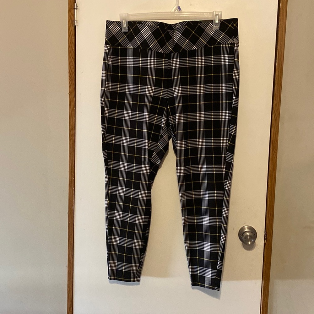 Black/Yellow leggings